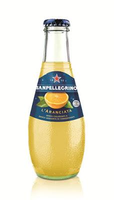 Le Aranciate Sanpellegrino accompagnano dal 1932 le fresche pause di piacere degli italiani Le Aranciate Sanpellegrino accompagnano dal 1932 le fresche pause di piacere degli italiani