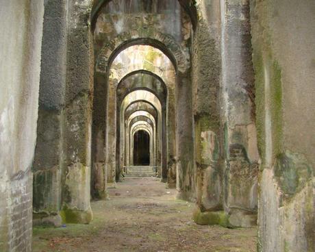 Cento Camerelle meglio conosciute come “le Prigioni di Nerone” cento camerelle