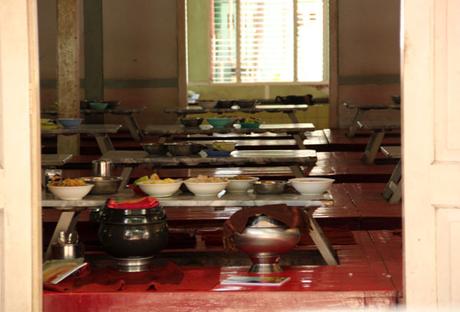 Birmania (2°parte – Mandalay, Ava, Amarapura, Mingun) Birmania_viaggiandovaldi