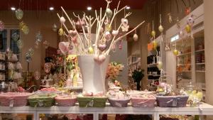 KASANOVA, SALDI ESTIVI… E BUONI CARBURANTE Kasanova+ Primavera 15 sfondo uova e cuori 1