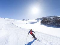 Cerro Perito Moreno, infiniti chilometri di piste e neve a volontà. Cerro Perito Moreno, infiniti chilometri di piste e neve a volontà.