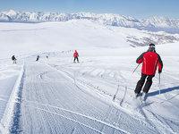 Cerro Perito Moreno, infiniti chilometri di piste e neve a volontà. Cerro Perito Moreno, infiniti chilometri di piste e neve a volontà.