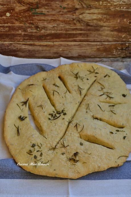 Fougasse alle Erbe Aromatiche Fougasse alle Erbe Aromatiche
