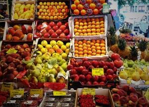 Rigoletto Gelato e Cioccolato porta a Expo Milano 2015 il tradizionale banco della frutta dei Mercati Comunali milanesi 01