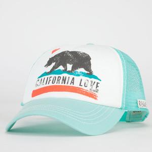 Beach style looks Beach style looks