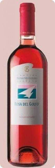 Rosati salentini, dal tipico sentore fruttato, da abbinare alla cucina marinara locale. Rosati salentini, dal tipico sentore fruttato, da abbinare alla cucina marinara locale.