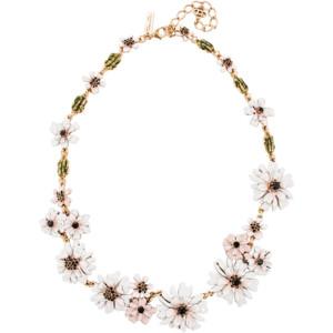 Looks: overalls Looks: overalls