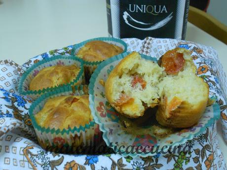 Muffins con Pomodorini e Scamorza Affumicata per il contest Tutti i colori di EXPO per UNIQUA