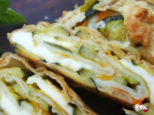 Strudel salato con zucchine, fiori e taleggio (senza glutine) 20150728_191635