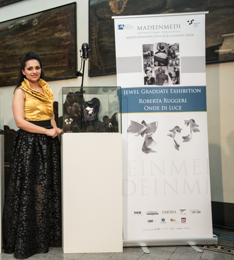 Onde di luce - Roberta Ruggeri al Madeinmedi 2015 Onde di luce - Roberta Ruggeri al Madeinmedi 2015