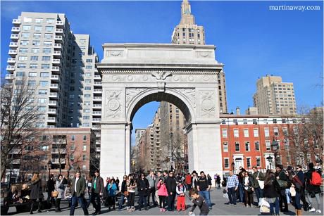 Il dolce far niente a Washington Square Park. Il dolce far niente a Washington Square Park.