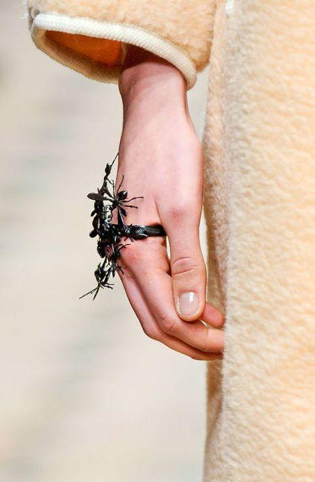 insettomania .. nei gioielli ! f11ded9cdea6d43798b989846d522638