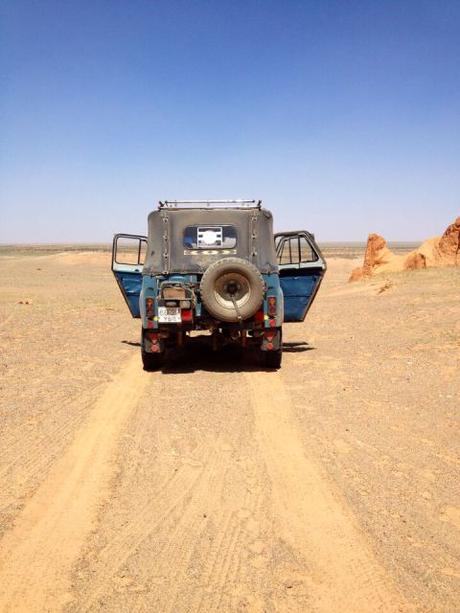 Viaggio in Mongolia: il Gobi, un deserto ricco di colori e di fascino