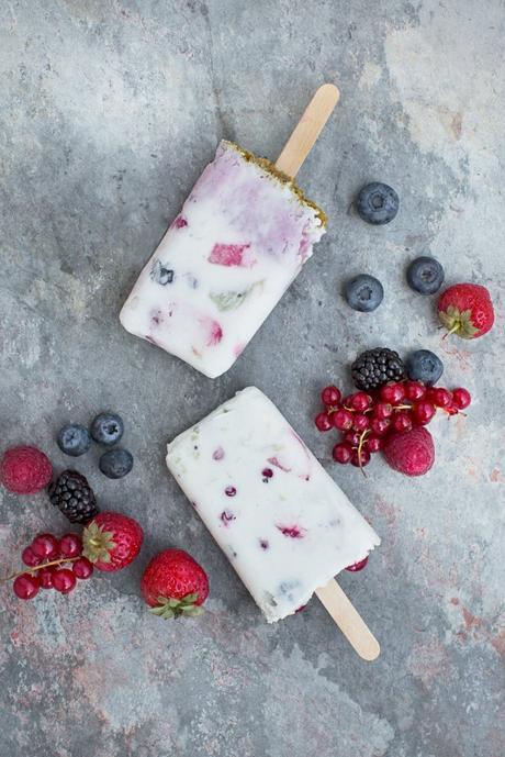 GELATO COCCO E FRUTTI DI BOSCO | BERRY- LICIOUS POPSICLES GELATO COCCO E FRUTTI DI BOSCO | BERRY- LICIOUS POPSICLES