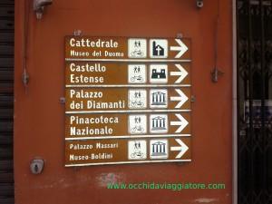 Alla scoperta di Ferrara. Il foto racconto della città Cartelli