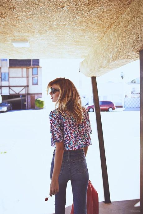 Why to choose off shoulder top or dress Why to choose off shoulder top or dress