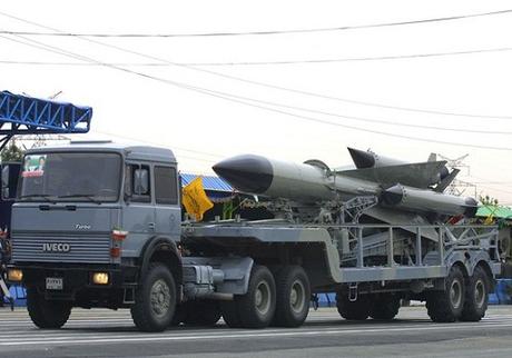 L’Italia pronta ad investire nel settore automobilistico iraniano. Ma il profitto finirà nelle mani dei Pasdaran iveco_evidence