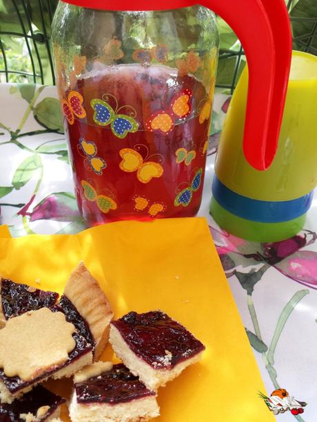 Crostata con marmellata di prugne e fragole: una dolce merenda 20150506_122632