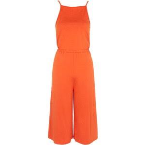 Jupsuit & rompers looks Jupsuit & rompers looks