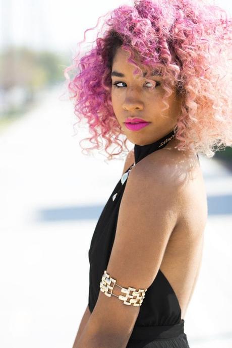 Curly & Pink 7d006804e49659403e1339b953801b57