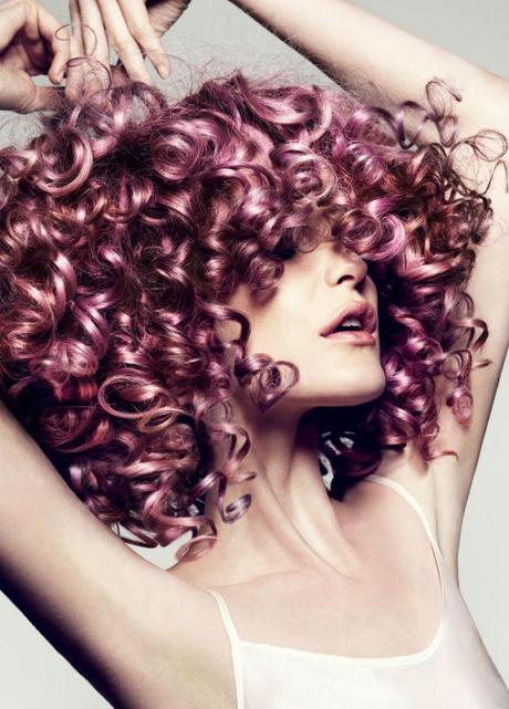 Curly & Pink b5b8f198217eef483116e7348cf6643c