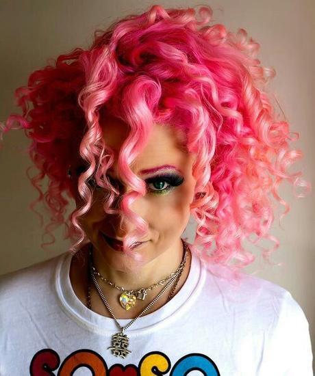 Curly & Pink 3f7231981b5ccae0c9a9bcddb3974d74