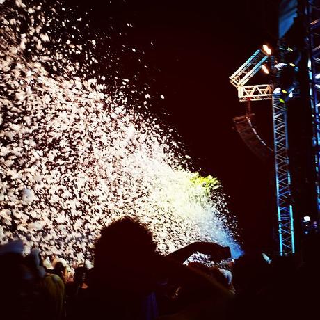 OOTD: Sporty shorts and Asymmetric Top OOTD: Sporty shorts and Asymmetric Top