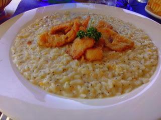 Un risotto al pesce persico sulla Perla del lago Un risotto al pesce persico sulla Perla del lago