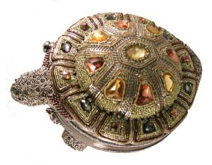 Flash News: Mary Frances Accessories, Underwater World bags from San Francisco Mary Frances_MR12-608 Tortuga side_360 €