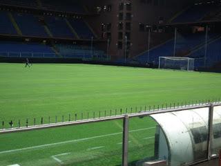 (VIDEO)Timelapse - Genoa Cfc e Uc Sampdoria hanno presentato il nuovo manto erboso dello stadio “Luigi Ferraris”.