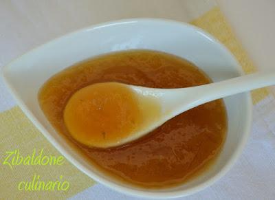 Confettura di pesche con zenzero e lime Confettura di pesche con zenzero e lime