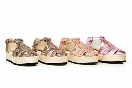 Buccia di Banana/Glitteriamoci (i piedi) sandali-a-ragnetto-glitter-con-zeppa-in-corda