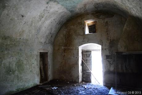 FOTOGALLERY: I graffiti dello xenodochium di San Raffaele nella Valle Carbonara a Monte Sant'Angelo