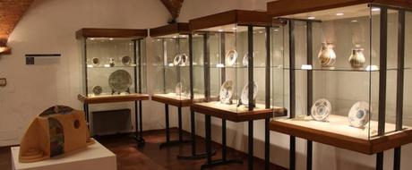 TREQUANDA (Siena): I VASAI DELL’ABBADIA NUOVA | Mostra al Museo della Terracotta di Petroio Abbadia-Nuova-Musei-Senesi-1160x480