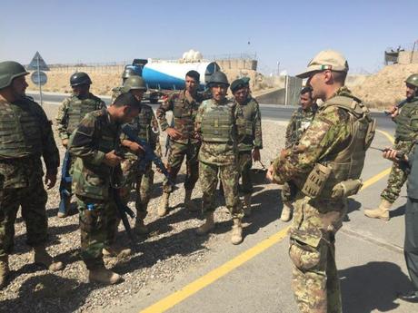 4 Afghanistan/ Esercito e Carabinieri. Insieme per specializzare le Forze di Sicurezza