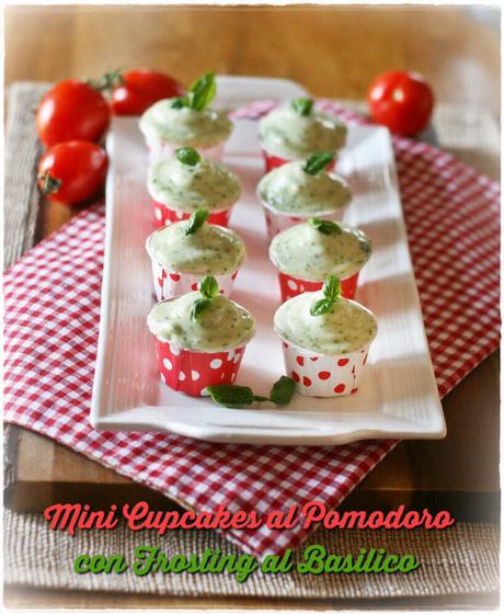 Mini cupcakes al pomodoro con frosting al basilico… Il dolce per StagioniAMO! – Tomato minicupcakes with basil frosting image