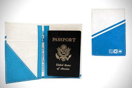 Commenti su Viaggiare sicuri: 3 prodotti ideali per proteggere i documenti di Federica Cristiano