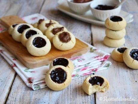 Biscotti al Philadelphia con Nutella o marmellata