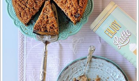 Blueberry Buckle: Torta Soffice ai Mirtilli con Crumble Croccante