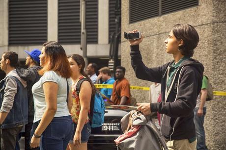 Fear the Walking Dead – 1×02 Fear-The-Walking-Dead-Spectators