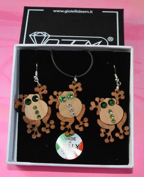 Deem Crystals from Swarovski Deem Crystals from Swarovski