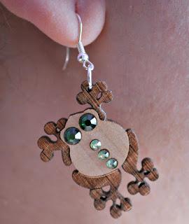 Deem Crystals from Swarovski Deem Crystals from Swarovski