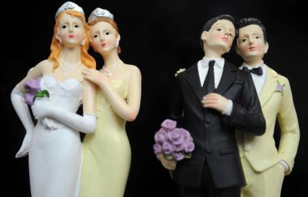 IL MATRIMONIO: ATTO SANTO O CONTRATTO LEGALE?