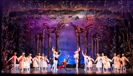 Teatro della Luna 2015 – 2016: ecco gli spettacoli in programma Teatro della Luna 2015 – 2016: ecco gli spettacoli in programma