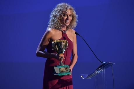Venezia 72, VINCITORI E VINTI. Ottimo lavoro della giuria, Leone meritato a Desde Allá Valeria Golino con la Coppa Volpi