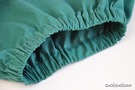 Come cucire una coulisse con elastico Come cucire una coulisse (per girovita elasticizzato). Parte della serie “Impara a Cucire a Macchina” su www.cucicucicoo.com!