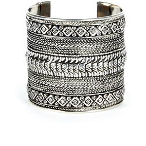 LOOKS: Ethnic Style LOOKS: Ethnic Style