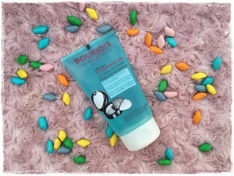 Chiaro, fresco e dolce struccante Chiaro, fresco e dolce struccante