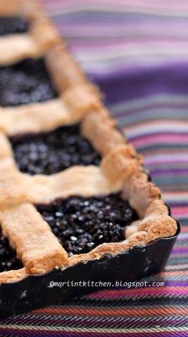 CROSTATA CON FROLLA INTEGRALE E MARMELLATA DI MORE: SI RICOMINCIA CON SEMPLICITA'....