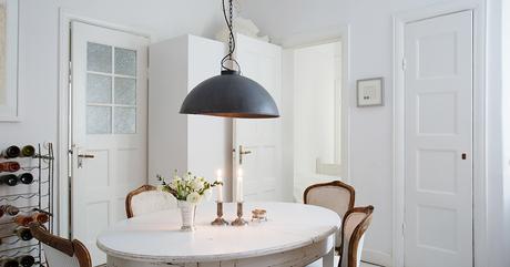 Nordic style e shabby chic per un bellissimo appartamento svedese Nordic style e shabby chic per un bellissimo appartamento svedese